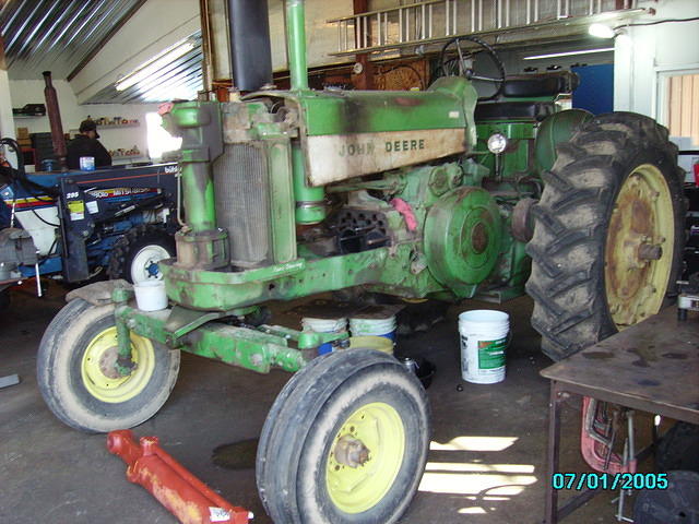 2 cylinder John Deere