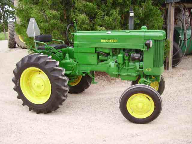 John Deere 40
