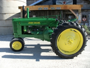 1944 John Deere A
